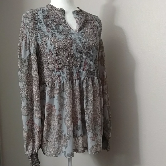 Anthropologie Tops - Akemi + Kin Blue Peasant Floral Blouse - S